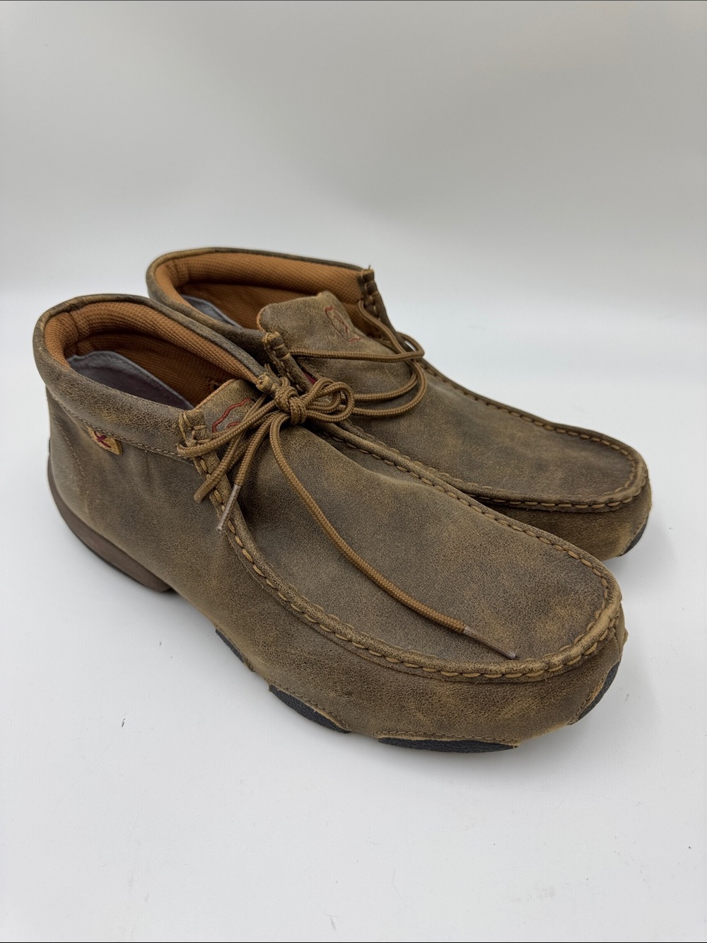 Twisted X Men's Chukka Boots in Distressed Brown